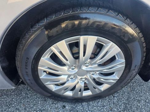 Used 2012 Subaru Impreza 2.0i image 10