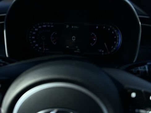 Used 2023 Hyundai Tucson SE image 14