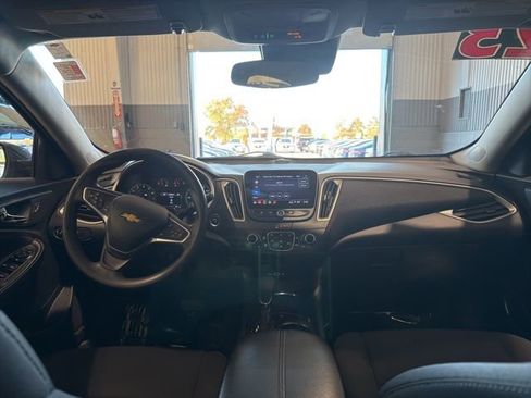 Used 2023 Chevrolet Malibu LT image 13