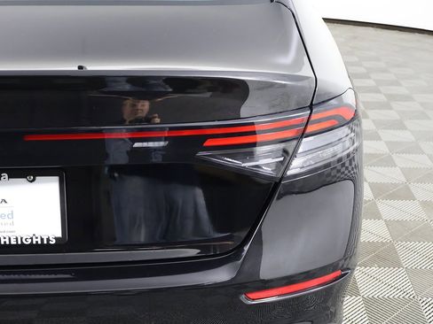 Certified 2025 Honda Accord SE image 16