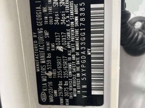 Used 2016 Kia Sorento LX w/ LX Convenience Package image 39