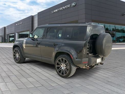 Used 2023 Land Rover Defender 110 S AWD/4WD image 3