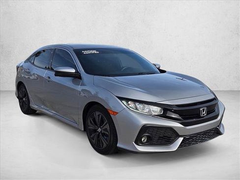 Used 2018 Honda Civic EX image 3