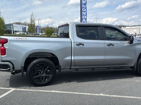 Used 2023 Chevrolet Silverado 1500 Custom AWD/4WD image 5