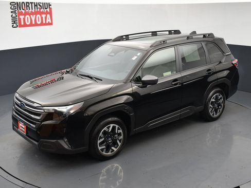 Used 2025 Subaru Forester Premium AWD/4WD image 28