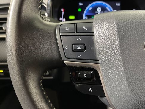 Certified 2025 Toyota Camry SE FWD image 26