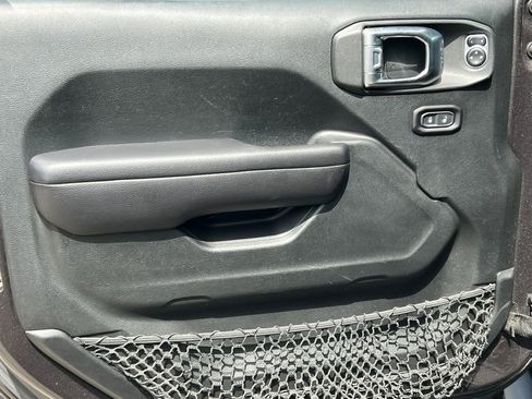 Used 2018 Jeep Wrangler Unlimited Rubicon AWD/4WD image 18