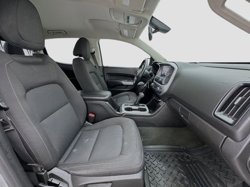 Used 2018 Chevrolet Colorado LT image 19
