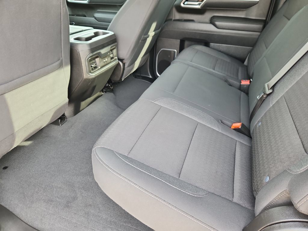 Used 2025 Chevrolet Silverado 1500 LT w/ LPO, Dark Essentials Package AWD/4WD image 9