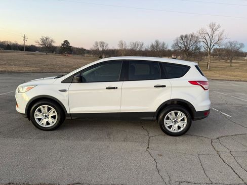 Used 2014 Ford Escape S image 3