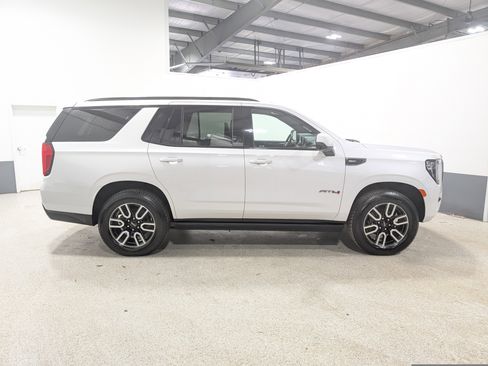 Used 2021 GMC Yukon AT4 w/ AT4 Premium Plus Package AWD/4WD image 2