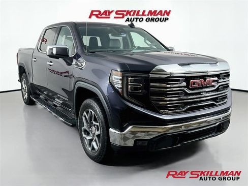 Used 2023 GMC Sierra 1500 SLT w/ SLT Premium Package AWD/4WD image 1