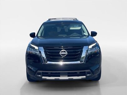 Used 2024 Nissan Pathfinder Platinum w/ Cargo Package