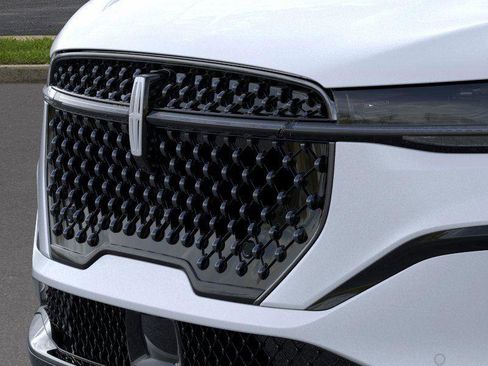 New 2024 Lincoln Nautilus Reserve w/ Jet Appearance Package (87T) image 45