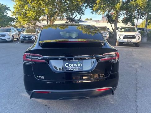 Used 2023 Tesla Model X AWD/4WD image 8