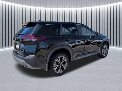 Used 2023 Nissan Rogue SV AWD/4WD image 8