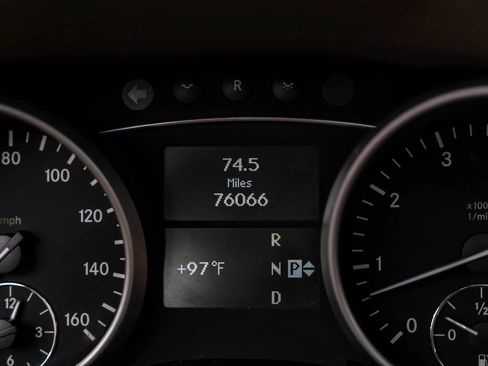 Used 2011 Mercedes-Benz ML 350 2WD image 20