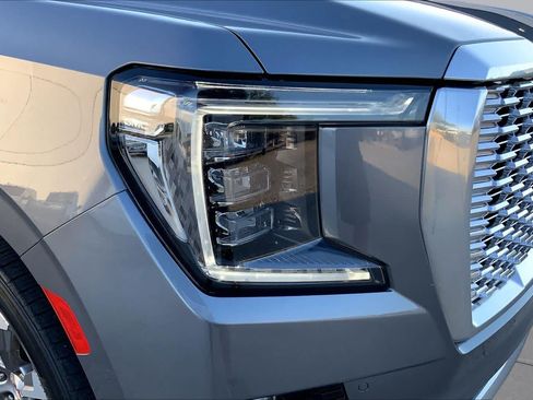 Used 2021 GMC Yukon Denali AWD/4WD image 28
