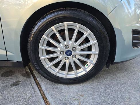 Used 2013 Ford C-MAX SEL image 13