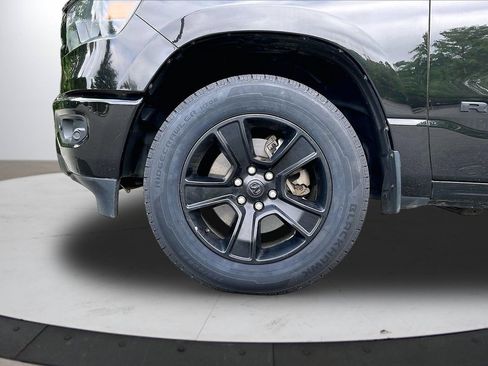 Used 2022 RAM 1500 Big Horn AWD/4WD image 32