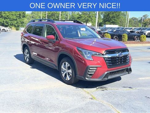 Used 2025 Subaru Ascent Premium AWD/4WD image 3