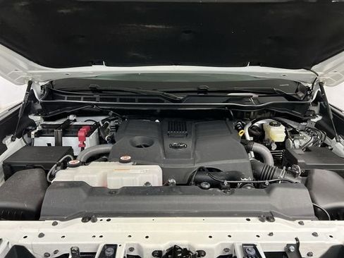 Used 2024 Toyota Tundra SR5 w/ TRD Off-Road Package image 29