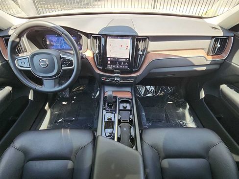 Used 2024 Volvo XC60 B5 Plus w/ Protection Package Premier AWD/4WD image 13