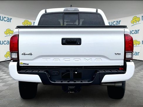 Used 2023 Toyota Tacoma SR image 5