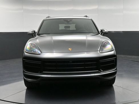Certified 2021 Porsche Cayenne Turbo image 11