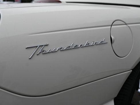 Used 2003 Ford Thunderbird RWD image 8