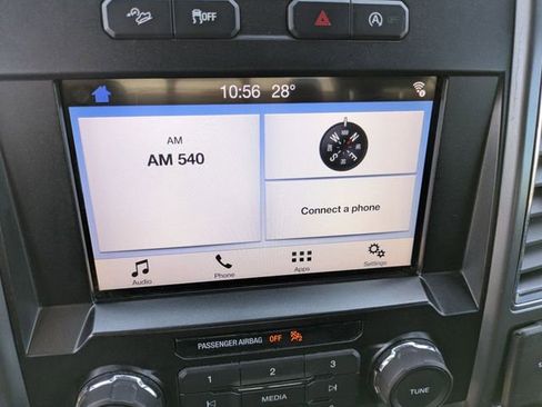 Used 2019 Ford F150 XLT w/ Equipment Group 302A Luxury AWD/4WD image 13