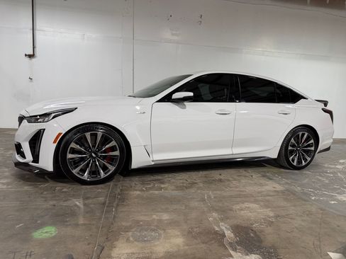 Certified 2022 Cadillac CT5 V Blackwing w/ Carbon Fiber Package 2 RWD image 18