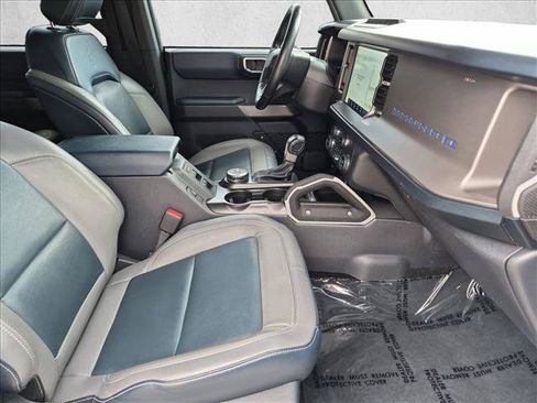 Used 2021 Ford Bronco First Edition AWD/4WD image 21