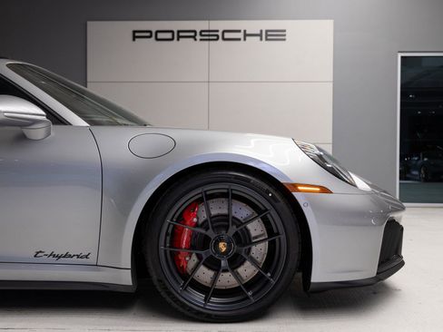 New 2026 Porsche 911 Carrera 4 GTS image 13