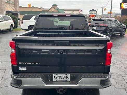 Used 2025 Chevrolet Silverado 1500 LT AWD/4WD image 4