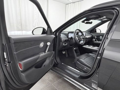 Used 2025 Genesis GV60 Performance AWD/4WD image 25