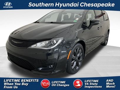 Used 2018 Chrysler Pacifica Limited w/ S Appearance Package