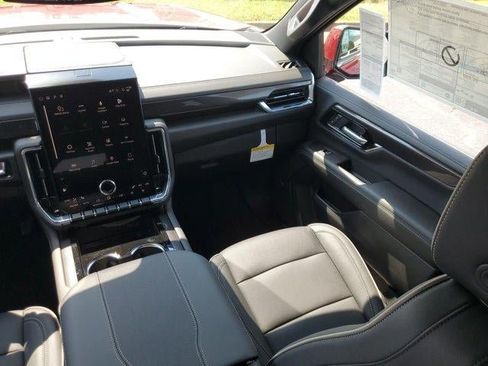 New 2026 GMC Yukon XL Elevation RWD image 7