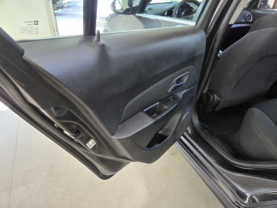 Used 2016 Chevrolet Cruze LT FWD image 24