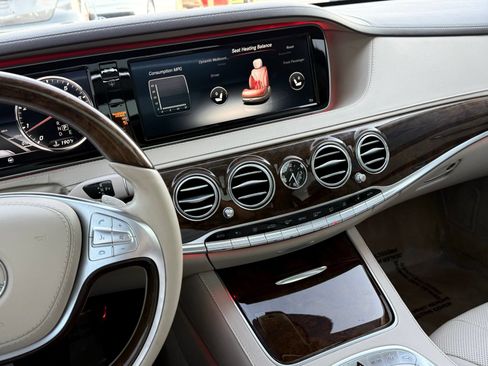 Used 2017 Mercedes-Benz S 550 4MATIC Sedan image 64
