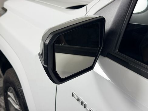 Used 2024 Chevrolet Colorado LT w/ LT Convenience Package image 28