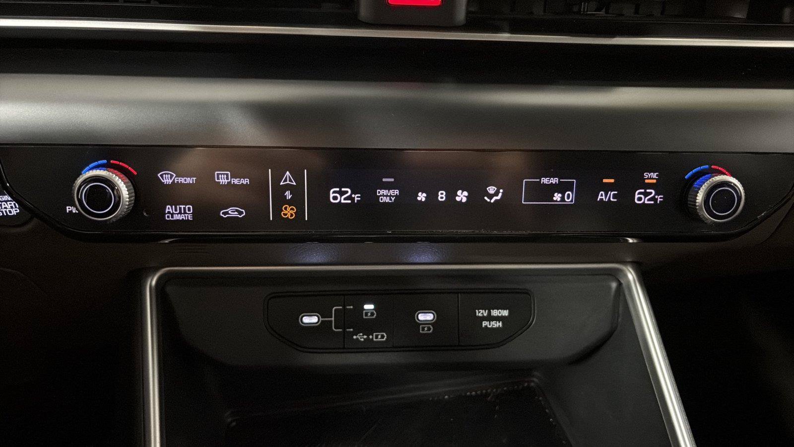 Used 2026 Kia Carnival LXS FWD image 18