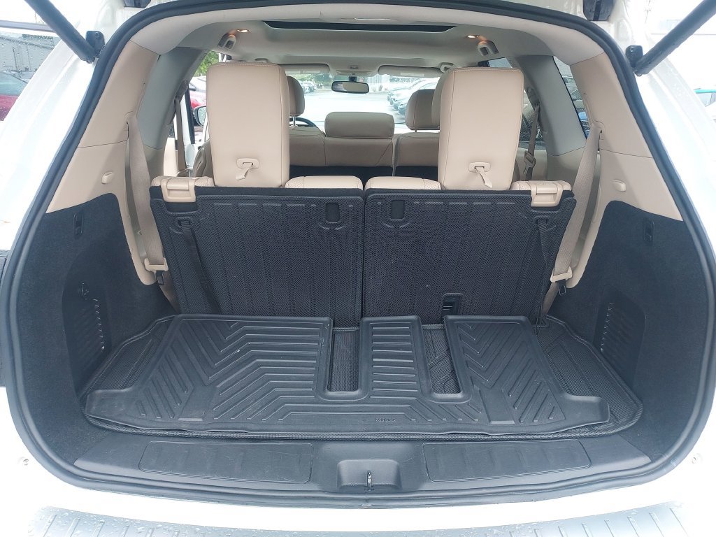 Used 2020 Nissan Pathfinder Platinum AWD/4WD image 41