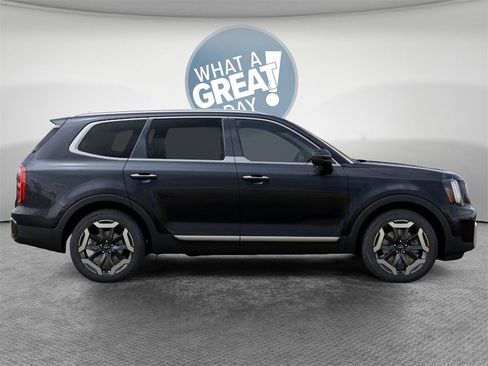 New 2025 Kia Telluride S image 7