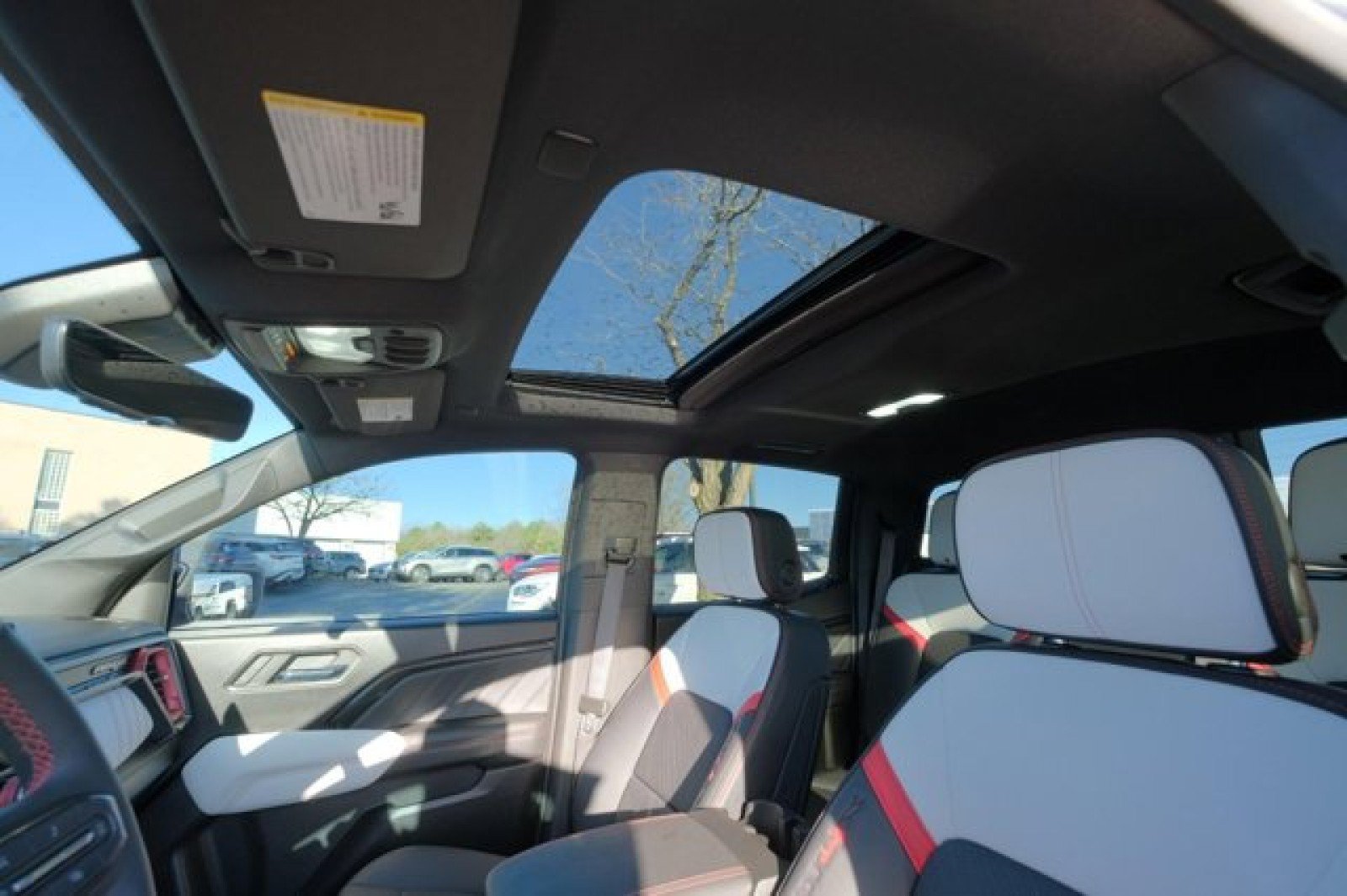 Used 2023 GMC Canyon AT4X AWD/4WD image 21