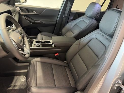 New 2026 Chevrolet Equinox LT image 11