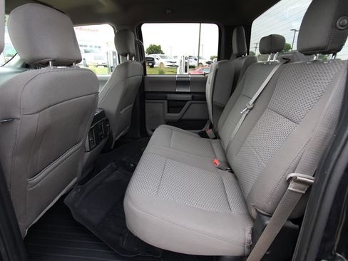 Used 2018 Ford F150 XLT w/ Equipment Group 302A Luxury AWD/4WD image 8