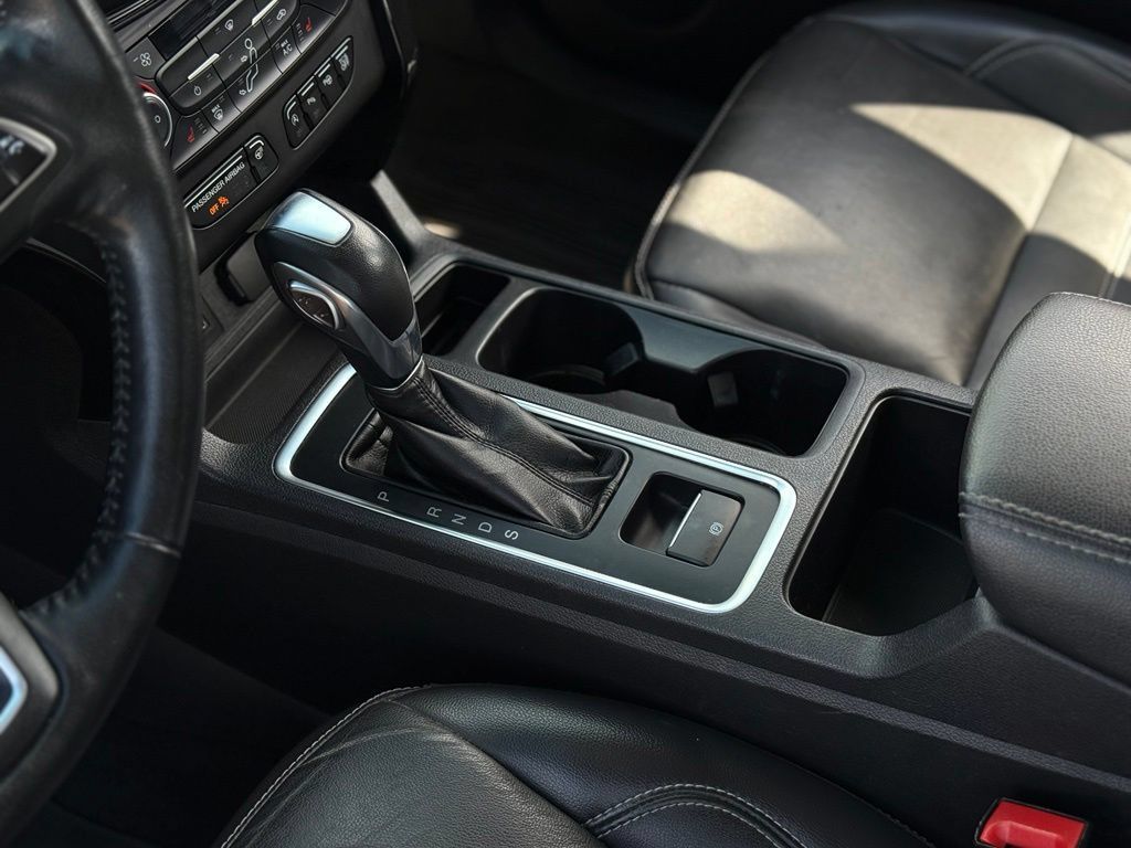 Used 2019 Ford Escape Titanium AWD/4WD image 26