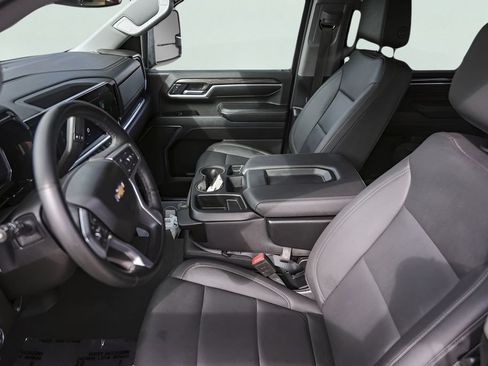 Used 2025 Chevrolet Silverado 2500 LTZ AWD/4WD image 12