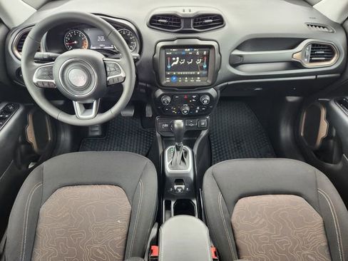 Used 2023 Jeep Renegade Latitude AWD/4WD image 26